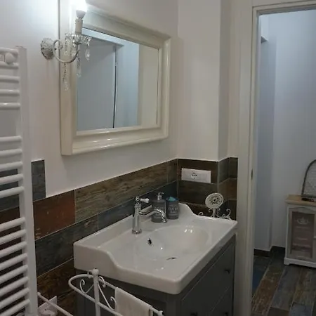 Moira's House - A 30 Mt Dalla Spiaggia, Traversi E Splash * Montesilvano Marina